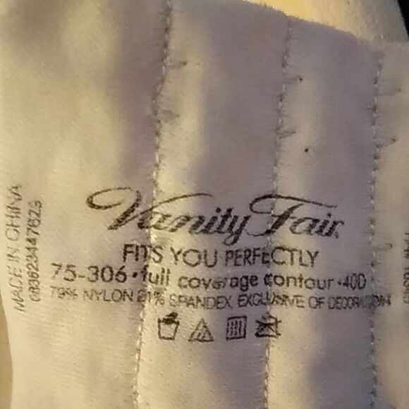 Vanity fair bra sz 40D - Picture 3 of 3